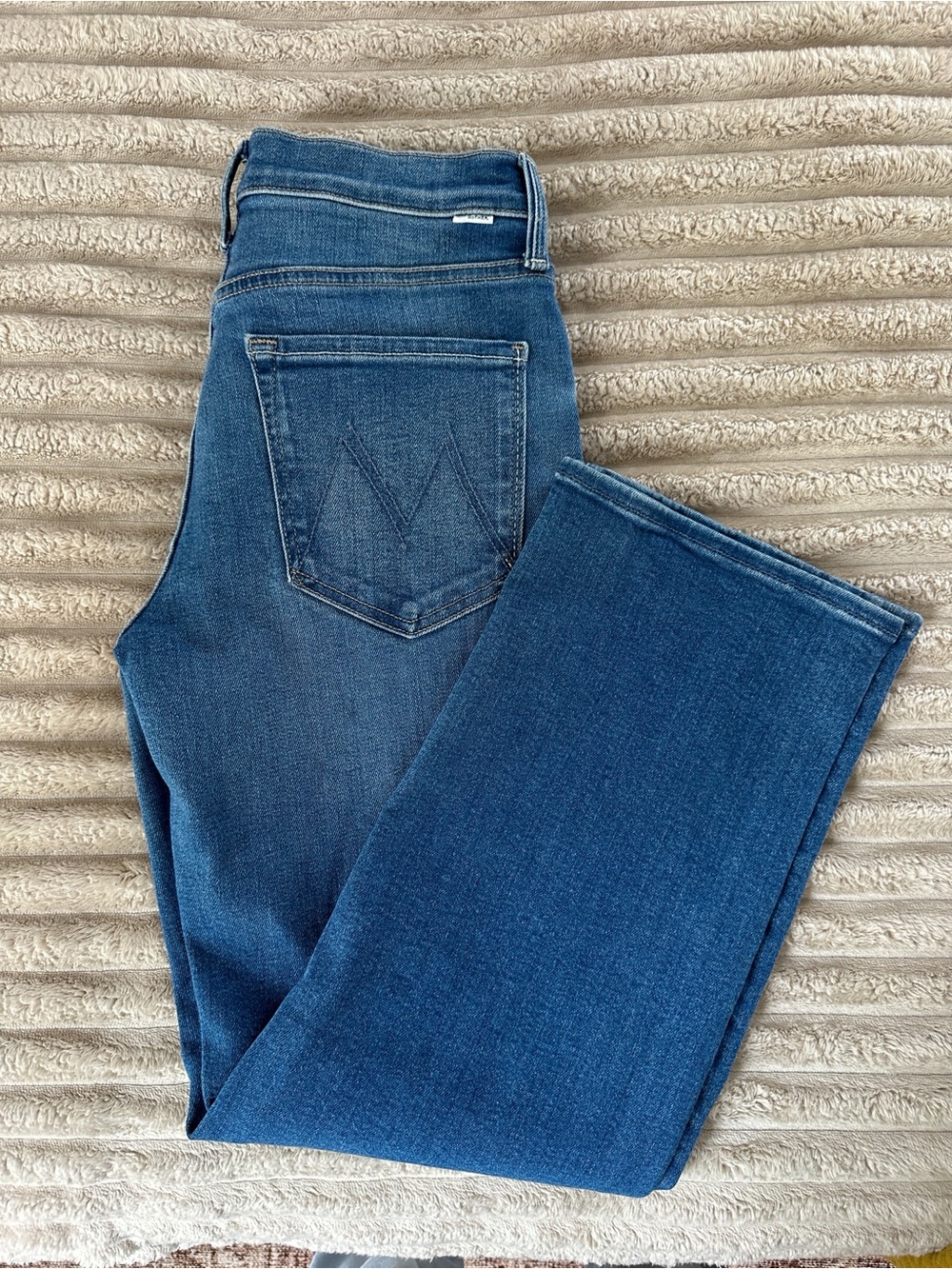MOTHER Men's Straight-Leg Jeans in Blue Wash - Picture 4 of 6